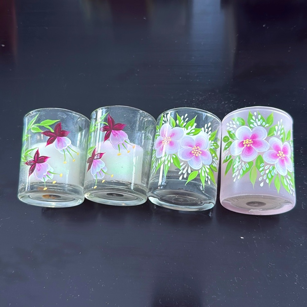 Set of 4 Handpainted Votive Holders with white votives